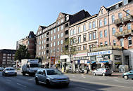 9875 Wohnhuser + Ladenzeile in der Wandsbeker Chaussee - Strassenverkehr in der Hauptverkehrsstrasse Hamburg Elbek.