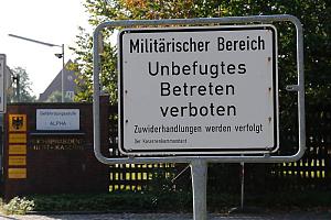 Bilder aus den Hamburger Stadtteilen und Bezirken - Fotos von Hamburg Iserbrook. Der Stadtteil Hamburg Iserbrook gehrt als Hamburger Elbvorort zum Bezirk Hamburg Altona. Iserbrook war nie ein eigenstndiges Dorf, sondern gehrte zur Landgemeinde Dockenhuden. Erst 1951 wurde Iserbrook eigener Stadtteil - auf 2,7 km leben ca. 10 000 Einwohner.