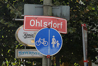 8975 Stadtteilschild Hamburg Ohlsdorf - Verkehrsschild Sonderwege Fussgnger und Radfahrer; getrennter Rad- und Gehweg.